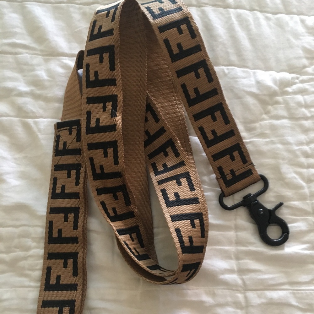FF dog or cat pet leash .🐾🤎🖤